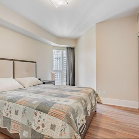 טורונטו Executive 2 Beds Near Cn Tower, Rogers Centre, Scotia Area, Business District, Entertainment District, Lakeshore מראה חיצוני תמונה