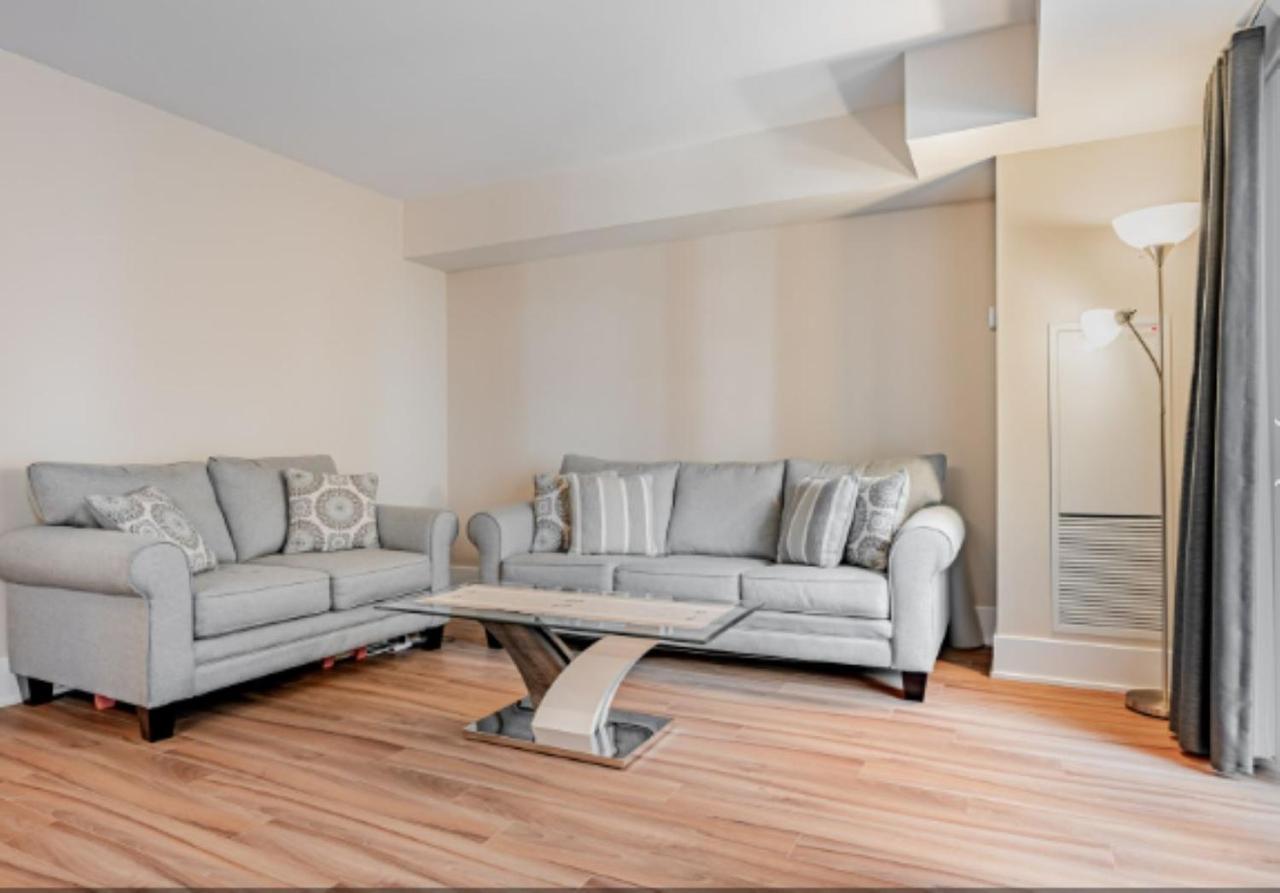 טורונטו Executive 2 Beds Near Cn Tower, Rogers Centre, Scotia Area, Business District, Entertainment District, Lakeshore מראה חיצוני תמונה