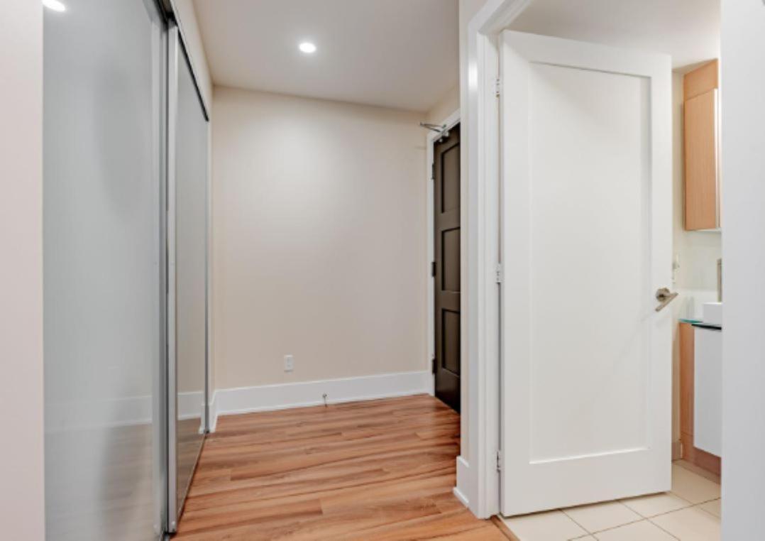טורונטו Executive 2 Beds Near Cn Tower, Rogers Centre, Scotia Area, Business District, Entertainment District, Lakeshore מראה חיצוני תמונה