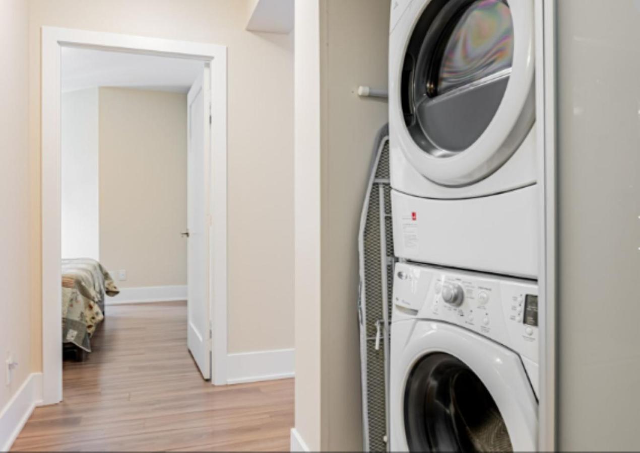 טורונטו Executive 2 Beds Near Cn Tower, Rogers Centre, Scotia Area, Business District, Entertainment District, Lakeshore מראה חיצוני תמונה