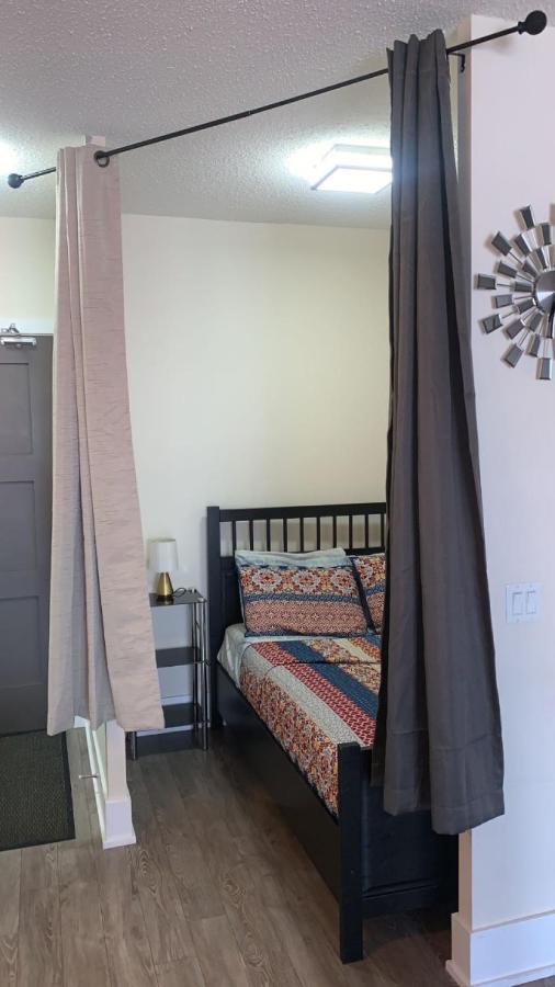 טורונטו Executive 2 Beds Near Cn Tower, Rogers Centre, Scotia Area, Business District, Entertainment District, Lakeshore מראה חיצוני תמונה